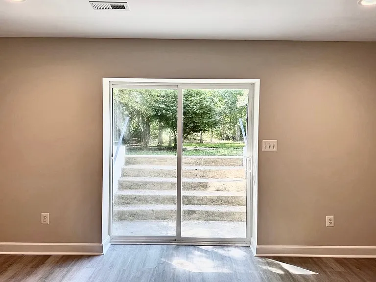 25827 Priesters Pond Dr — Photo 4