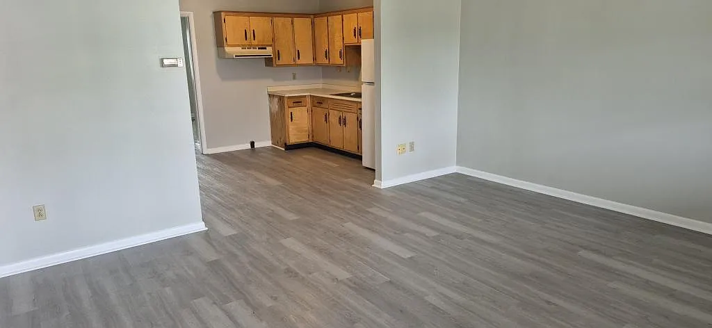 101 Delaware Ave — Photo 1