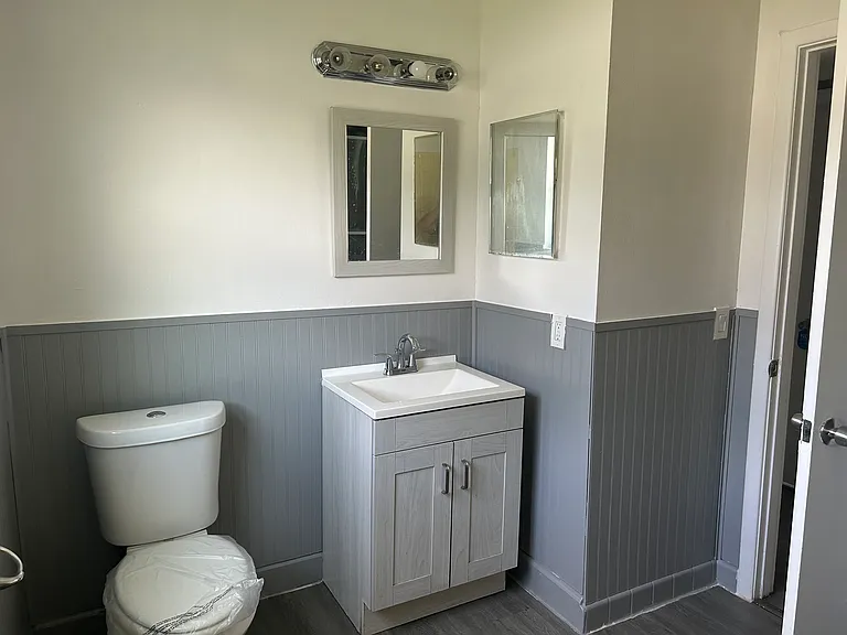 full bathroom