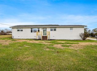 1527 Memorial Drive Ext, Greer, SC 29651