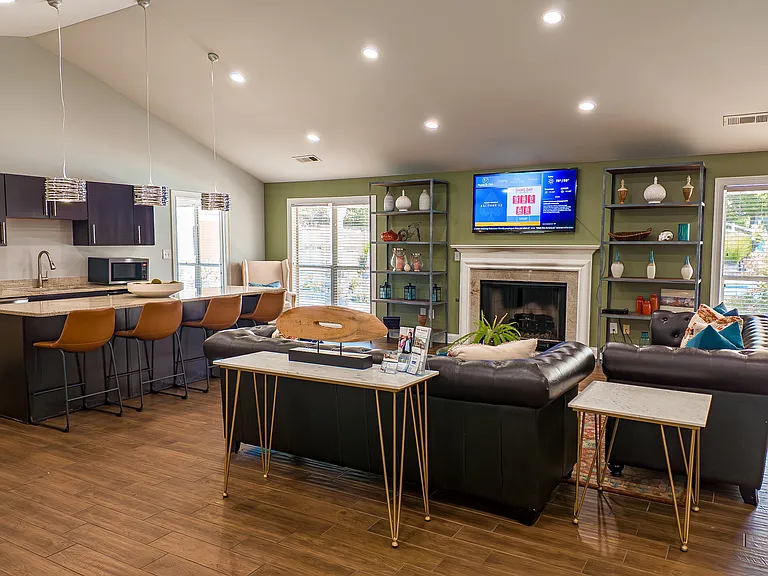 Paddock Club — Photo 33