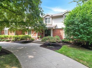 1201 Ardmoor Dr, Bloomfield Hills, MI 48301