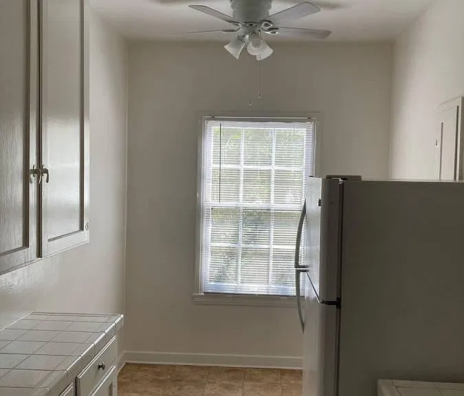 8261 Blackburn Ave #L — Photo 7