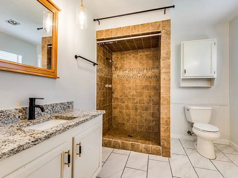 4931 S Colony Blvd — Photo 18