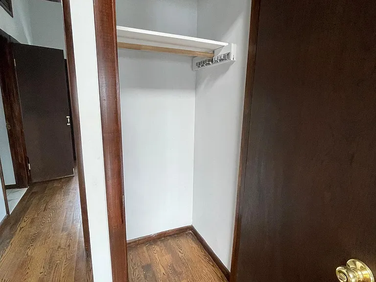 46 Warren St #D — Photo 14