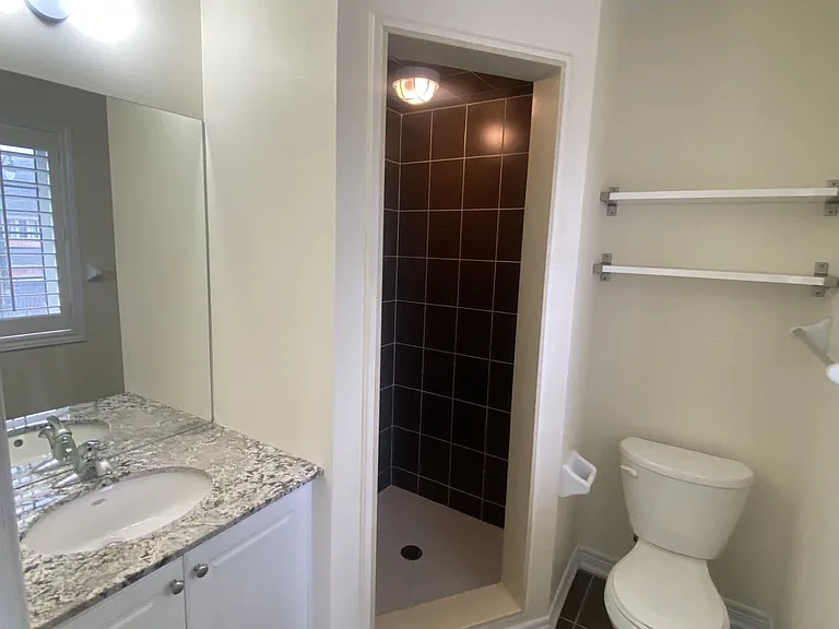 13 Templar St — Photo 16