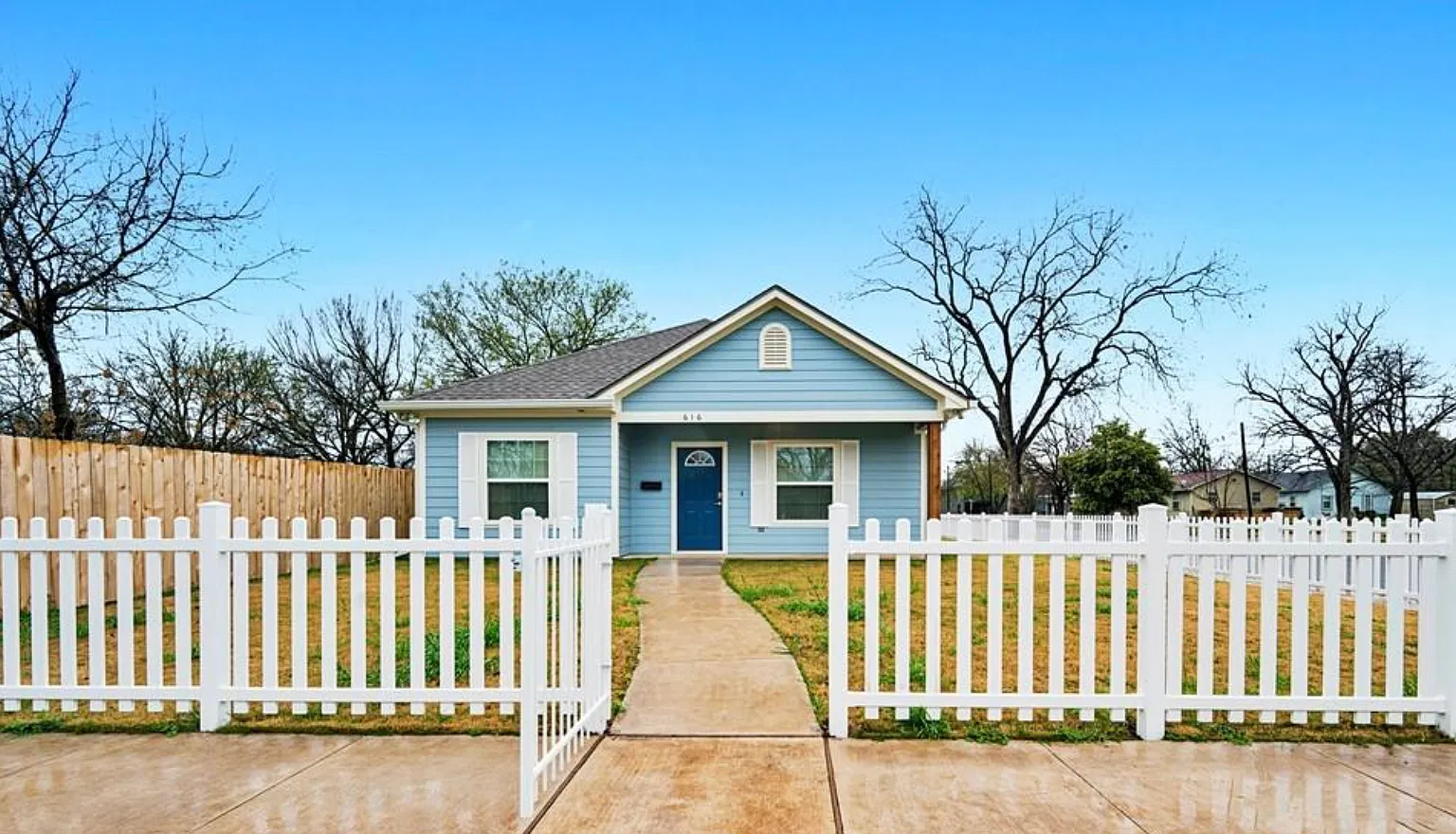 3 bed, 1878 sqft, $1,850 — Photo 1