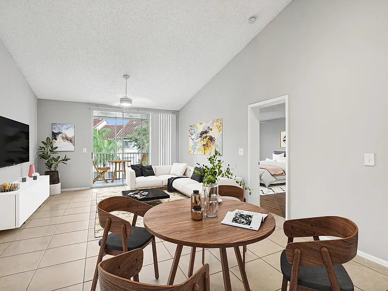 Sabal Pointe — Photo 4