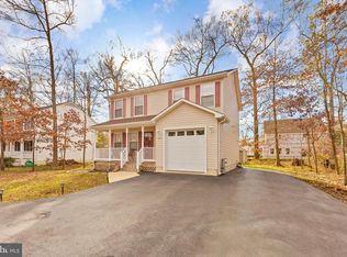 1213 Hawthorne St, Shady Side, MD 20764