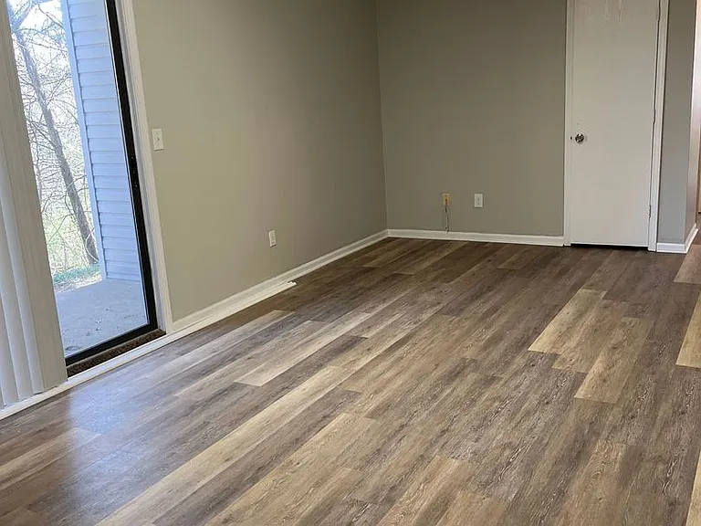 123 Ventura Ave — Photo 3