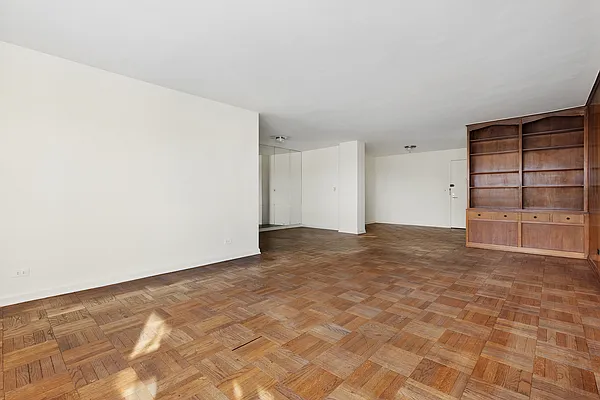 Sold by Compass | media 2