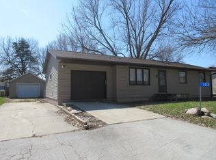 103 Briar Cove Rd, Algona, IA 50511