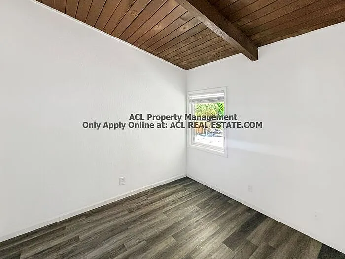 18372 Joseph Dr — Photo 8