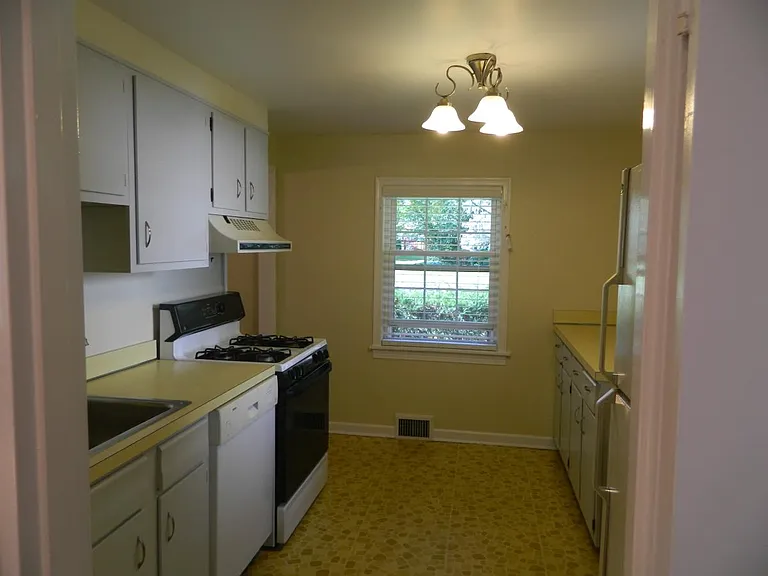 4012 Fairway Rd — Photo 52