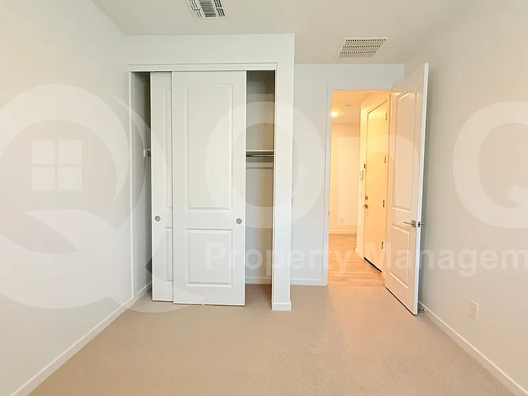 5537 W Jackalope Ln — Photo 12