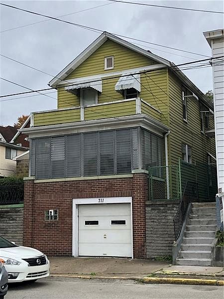 2nd image of 711 Washington Ave