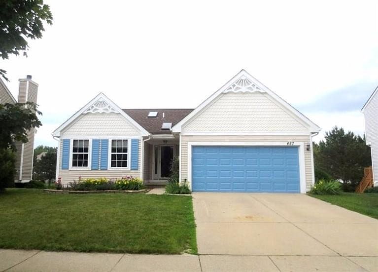 1st image of 487 Waterbury Ct