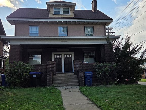 2nd image of 100 2nd St