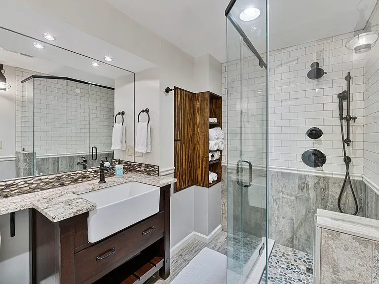 708 Bolling Ave — Photo 6
