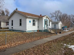 655 7th St SW, Huron, SD 57350