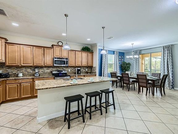 3rd image of 2999 Buccaneer Palm Rd