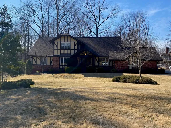 293 Hewlett Ct, Saint Louis, MO 63141
