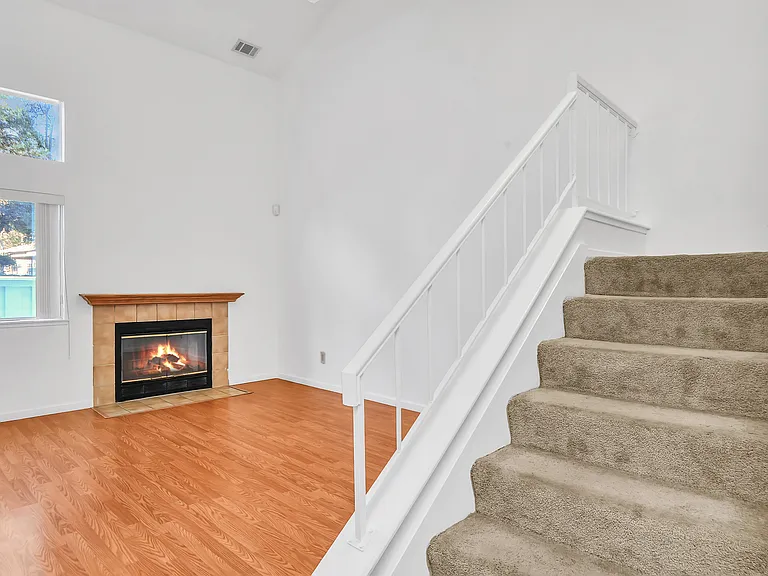 291 S Wildwood — Photo 15