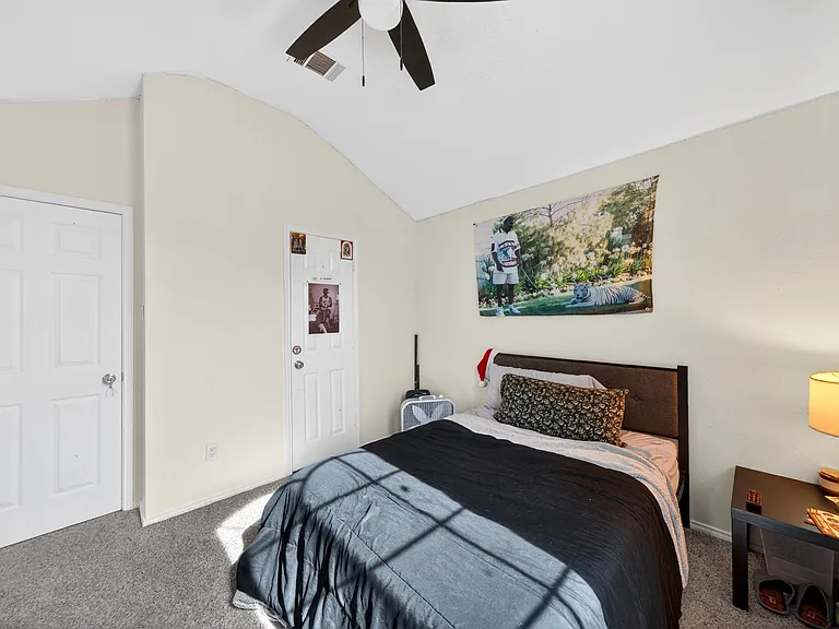 1011 Aylesbury Dr — Photo 41