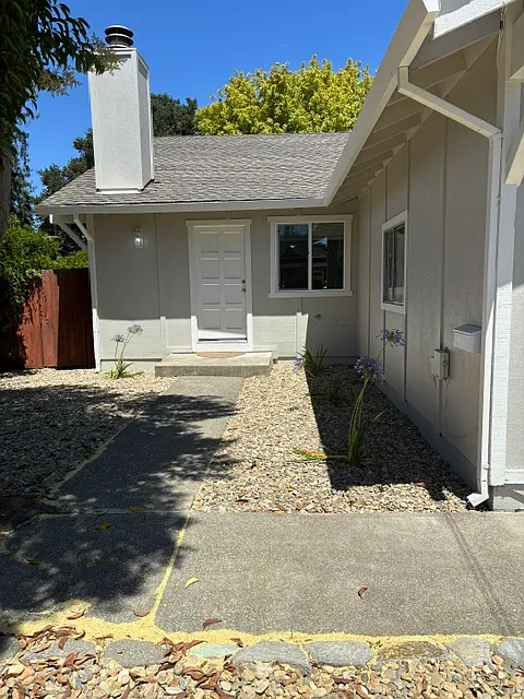 2 bed, 1108 sqft, $3,400 — Photo 3
