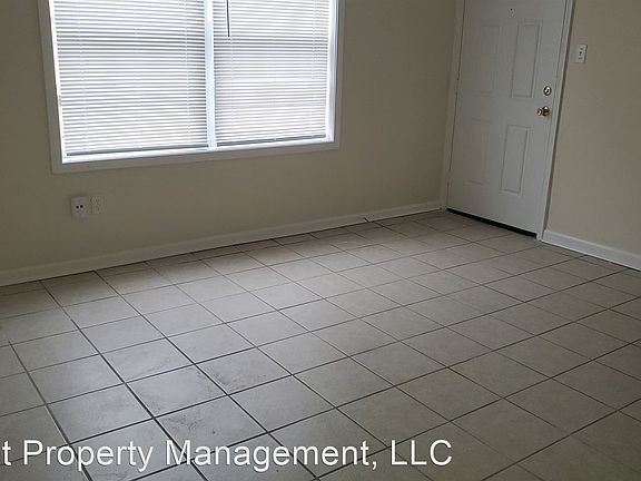 3rd image of 3451 Southern Ave APT 7