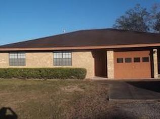21314 Kickapoo Rd, Waller, TX 77484