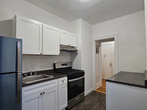 25-28 42nd Street image 1 of 11