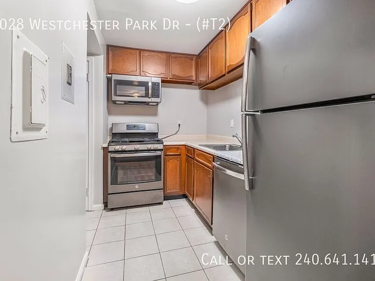 6028 Westchester Park Dr #T2 — Photo 4