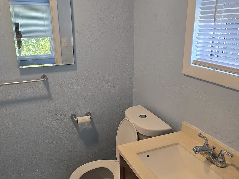730 Maple St #8 — Photo 8