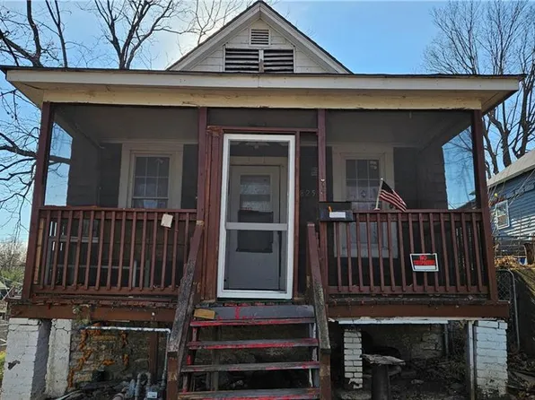 825 Barnett Ave, Kansas City, KS 66101