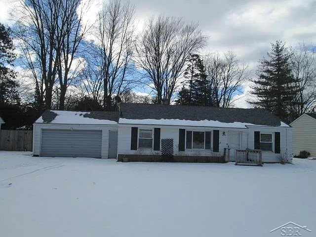 4657 Midway St photo 1