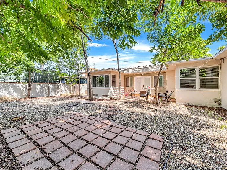 6261 Mary Lane Dr — Photo 12