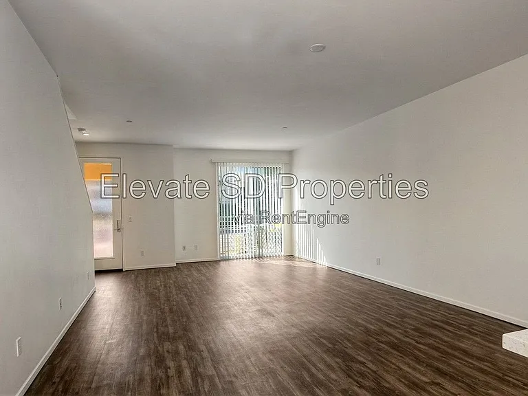2886 C St — Photo 4