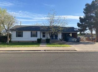 827 W Chaparral Dr, Washington, UT 84780