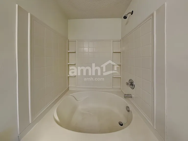 6025 Namozine Ct — Photo 17