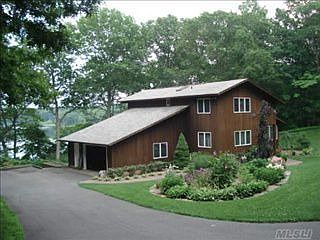 1st image of 365 Kirkup Ln