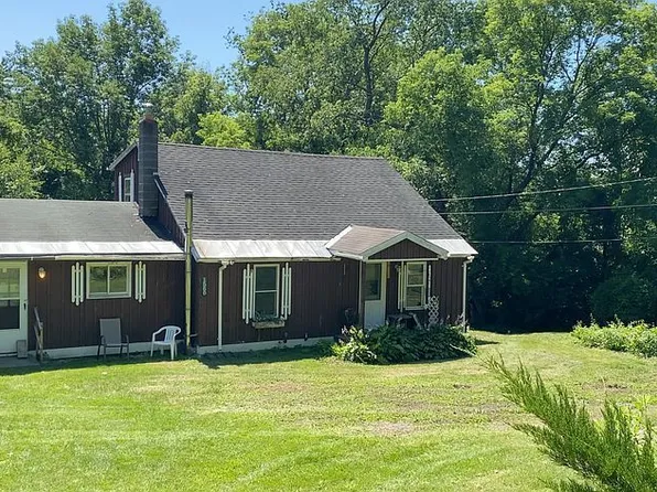 1560 Airport Rd #Sa-7, Clarendon, VT 05759