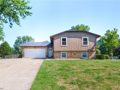 1141 Tumbleweed St NE, Uniontown, OH, 44685