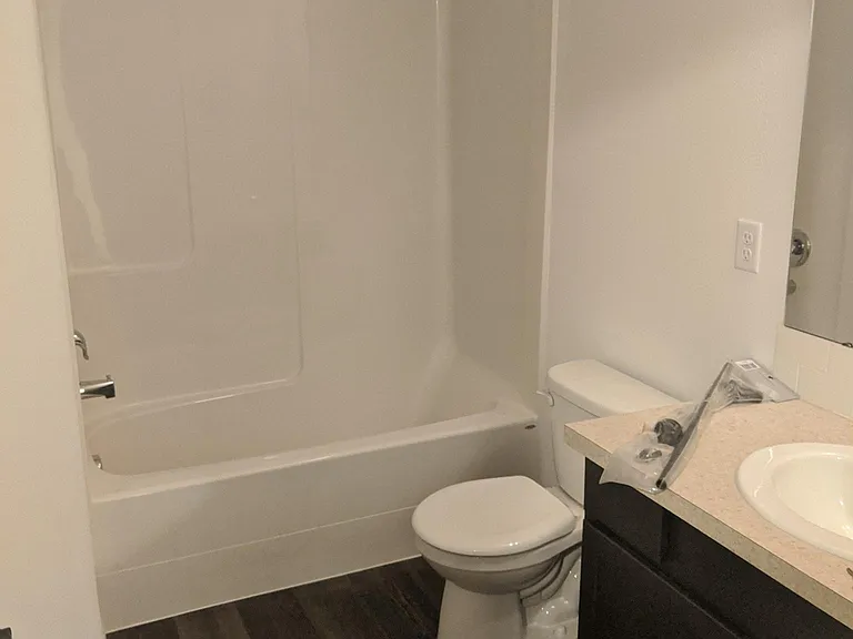 12610 N Wilson St — Photo 6