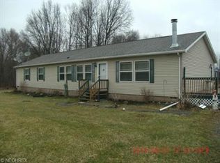 1221 Augustine Ave, Youngstown, OH