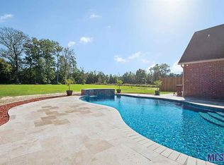 34062 Duff Rd, Walker, LA 70785