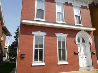 38 N State St APT 1, Ephrata, PA 17522