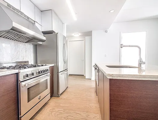 Rented by Mirador Real Estate | media 41