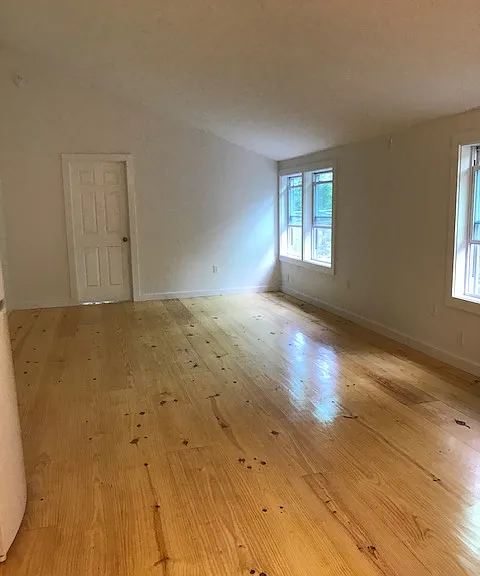 1610 Glasco Tpke #D1 — Photo 1