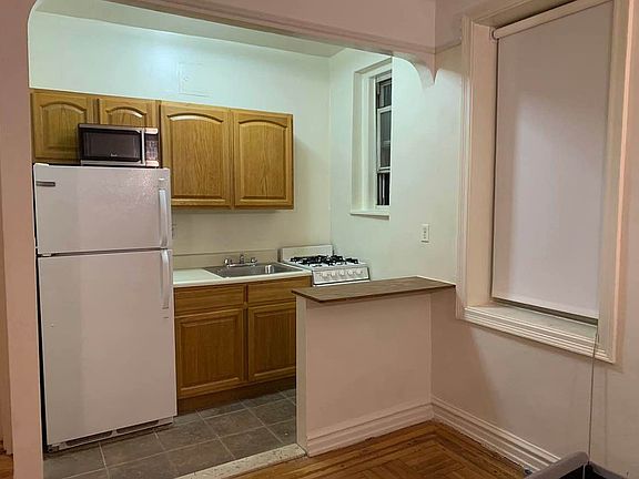 3rd image of 40-39 48th St #B3